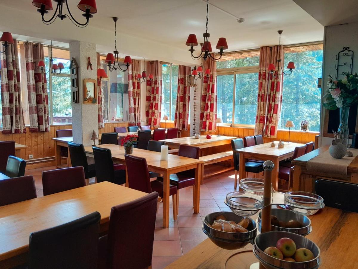 אלוס Hotel Restaurant La Source מראה חיצוני תמונה