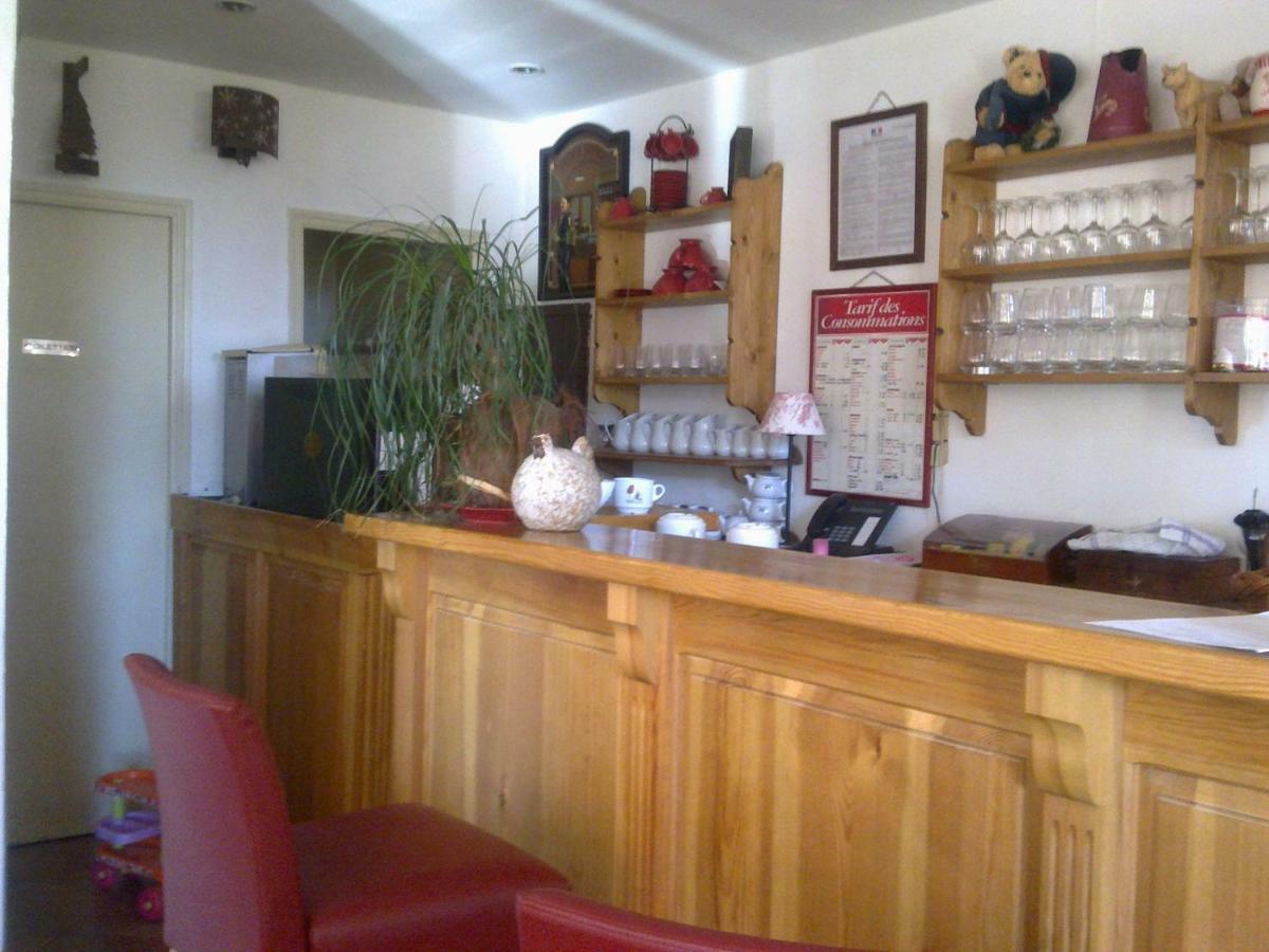 אלוס Hotel Restaurant La Source מראה חיצוני תמונה